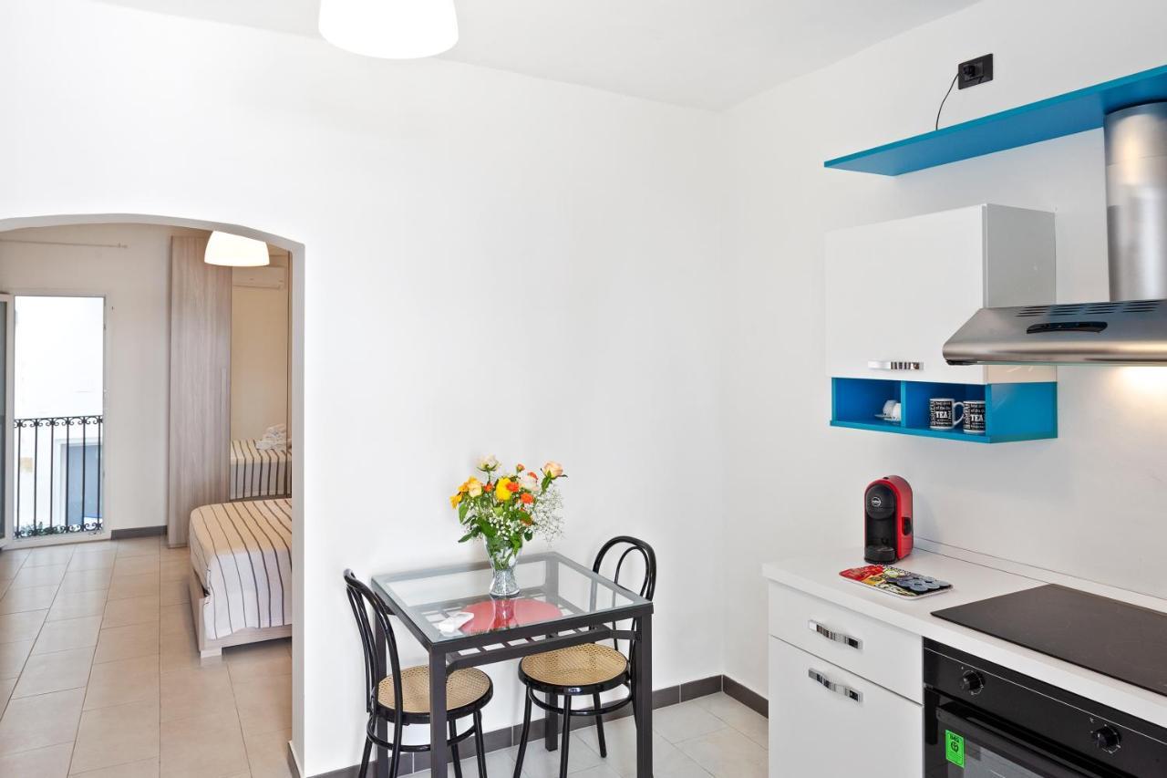 San Nicola Bilocali Vgm Apartment Бари Екстериор снимка